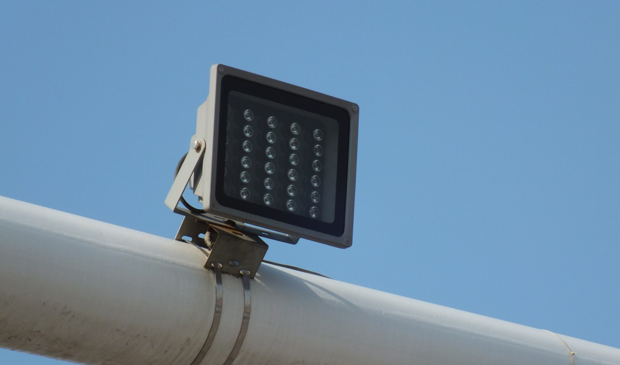 White light illuminators for traffic video surveillance